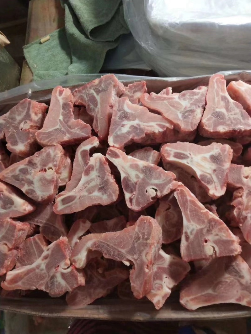 精品冻猪肉厂家直销常年供应量大从优欢迎下单选购