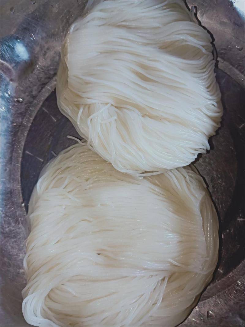 弥勒朋普云南特产过桥米线真空包装粗细干米线手工一件代发
