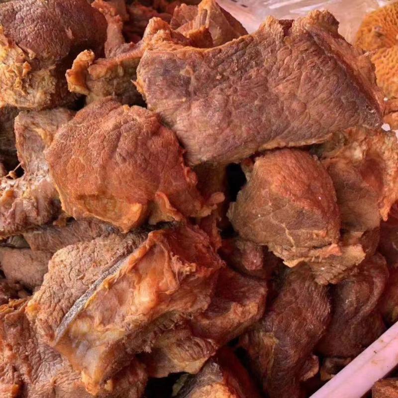 武汉牛肉熟牛肉批发零售主营，牛前，牛后，牛腩，牛腱子