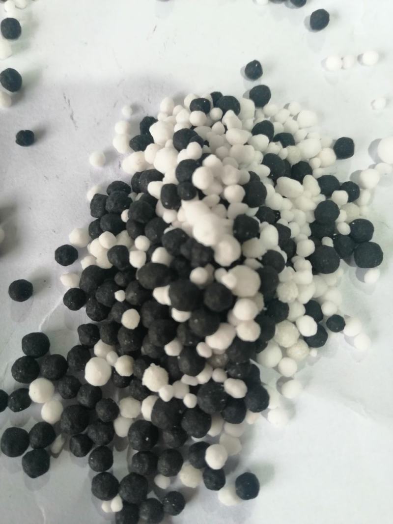 尿素,有机尿素,效果显著,有机无机氮改良土壤,缩二脲低。