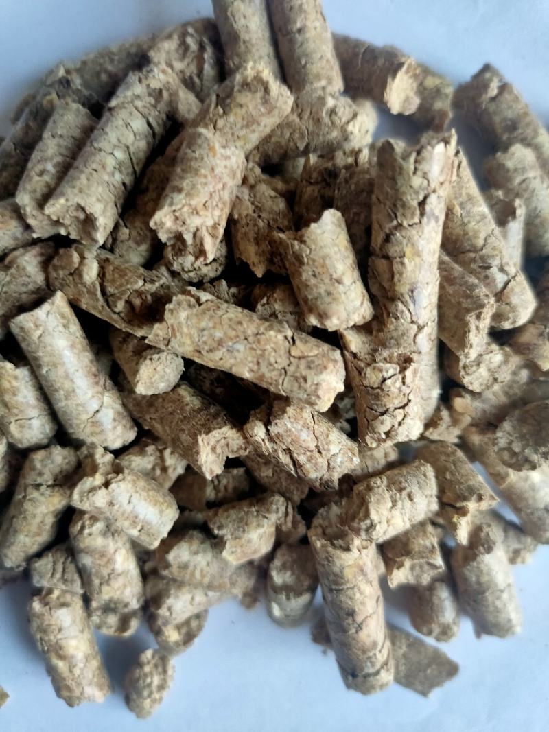 花生壳颗粒，质量保证，量大优惠，适合牛羊驴马兔