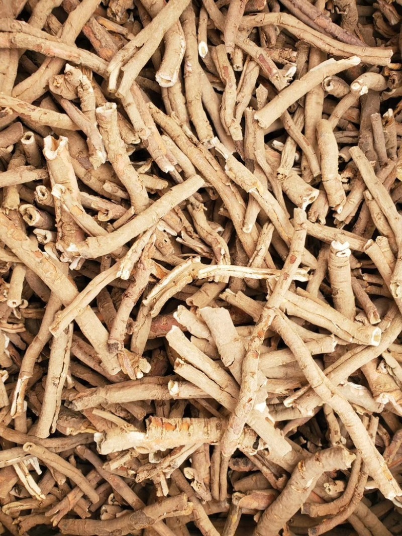 牡丹皮统货黑牡丹皮，品质好，粉充足，黑，红都有