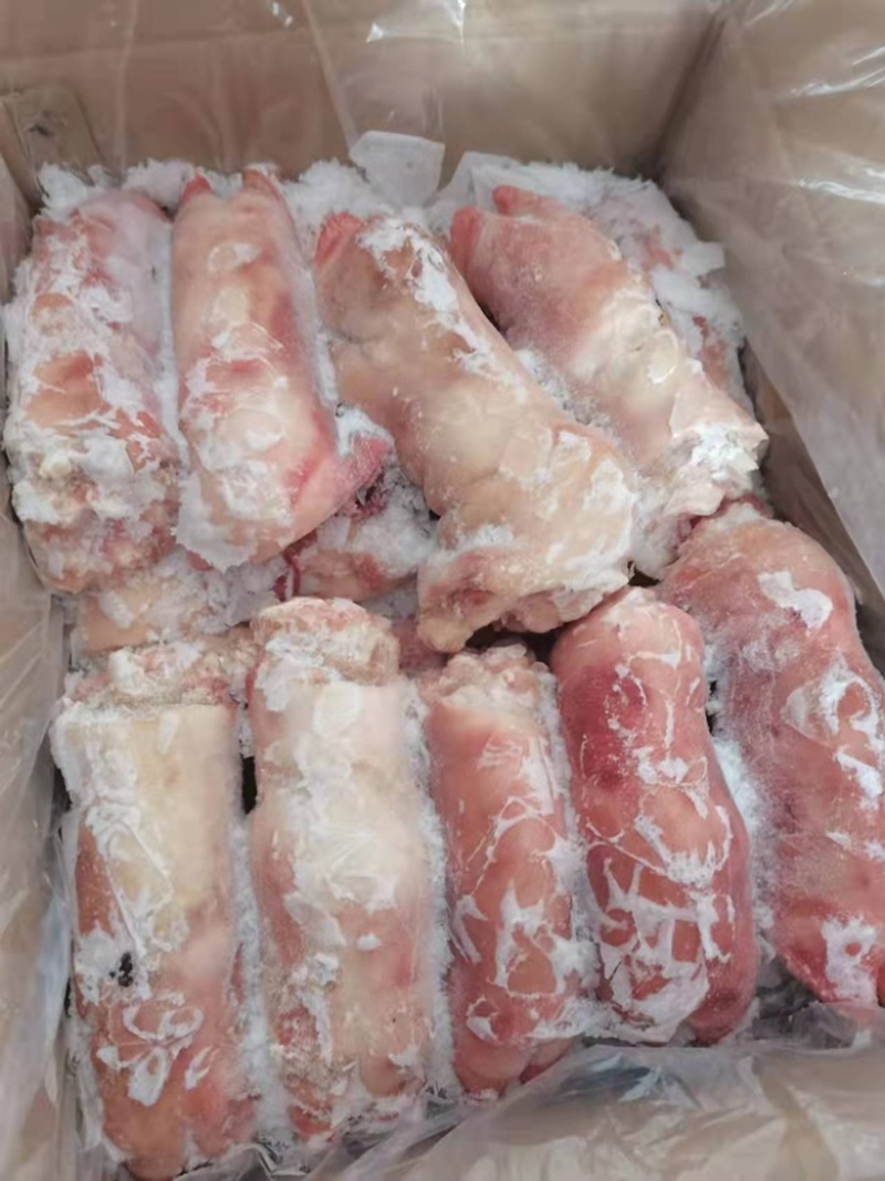 肥猪次蹄儿一斤左右，18-25个之间，有需要的老板联系