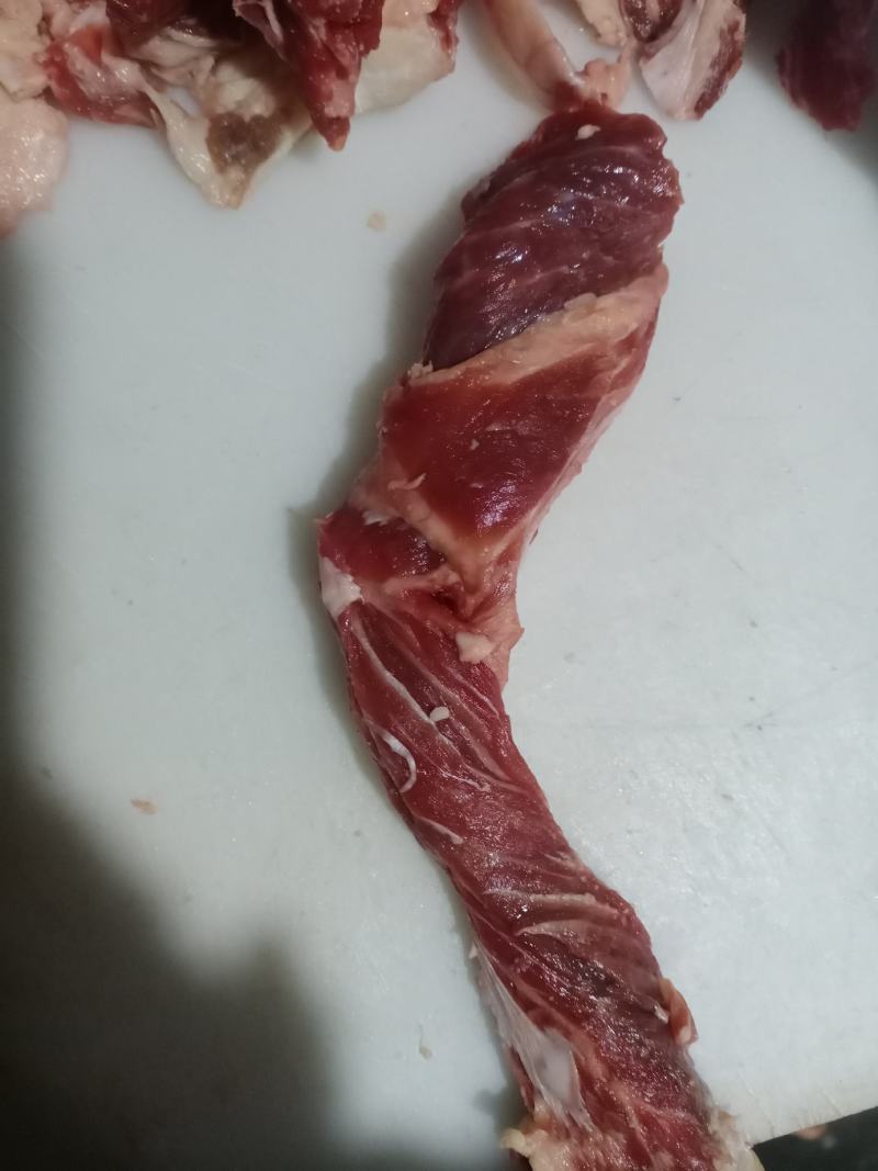 纯干牛肋条腹肉条干净卫生烧烤必备有需要的私信联系