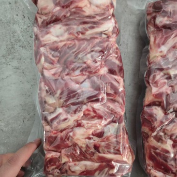 纯干牛肋条腹肉条干净卫生烧烤必备有需要的私信联系