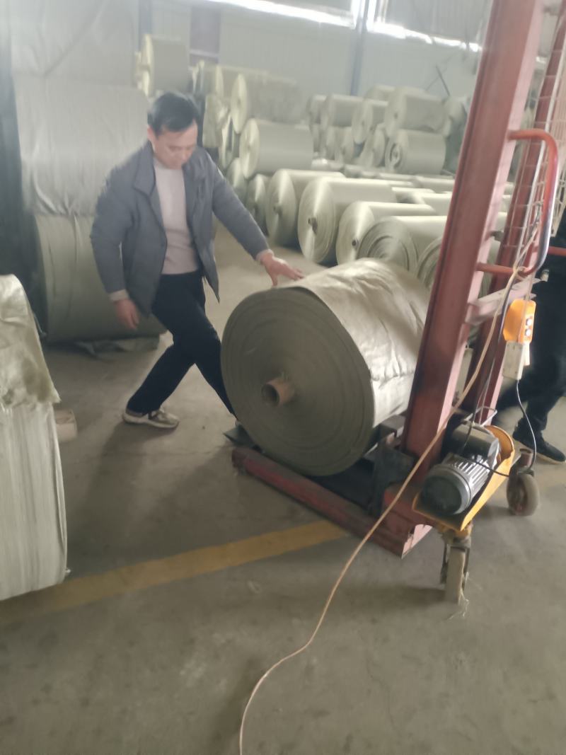 现货批发蛇皮编织袋布卷筒料筒布单层缠绕带半成品