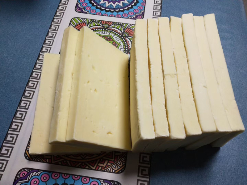 奶豆腐，内蒙古牧民纯手工卖豆腐，奶食品！