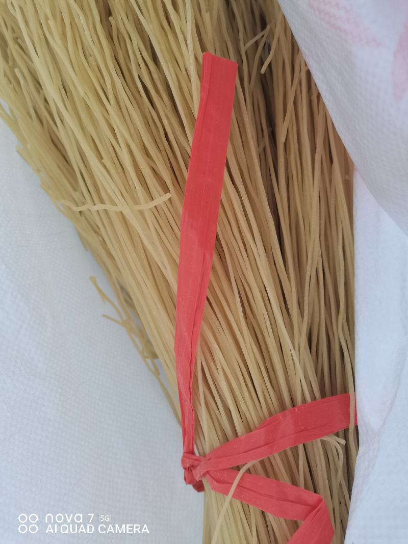 粉丝，酸辣粉，红薯粉，火锅底料，香辣蘸料，厂家直销