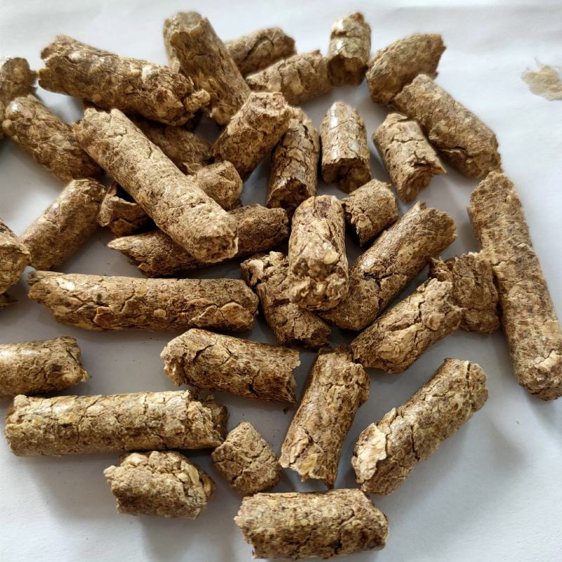 花生壳颗粒草颗粒牛羊兔草颗粒育肥草料饲料