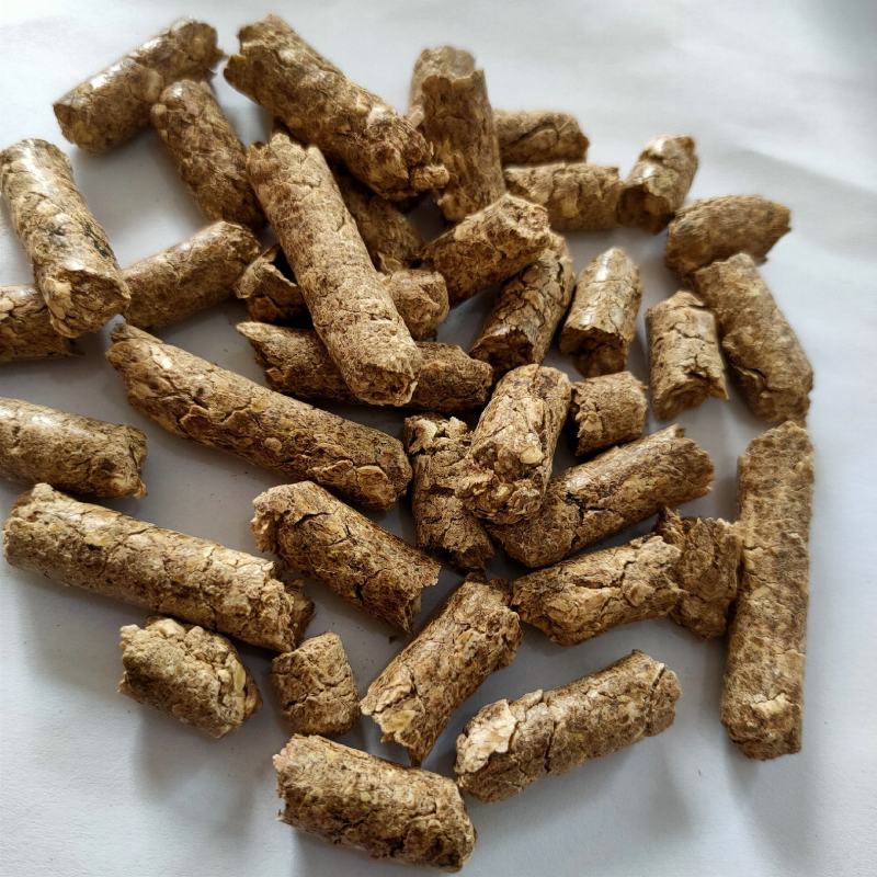 花生壳颗粒草颗粒牛羊兔草颗粒育肥草料饲料