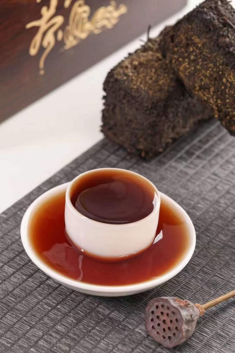 安化黑茶正宗陈年金花砖一级黑茶毛茶礼盒装醇香1000克