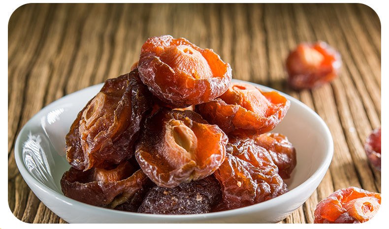 蜂蜜腌桑葚成品图