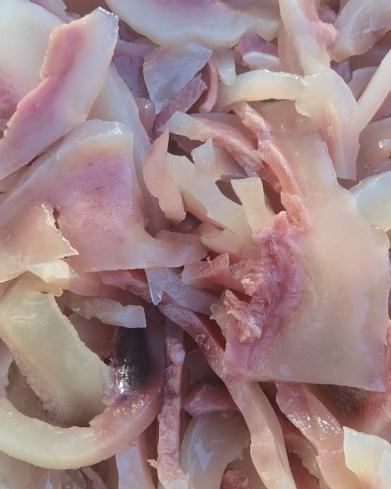 带肉牛皮丝，干净质量好，五斤真空包装。一件也是批发价。