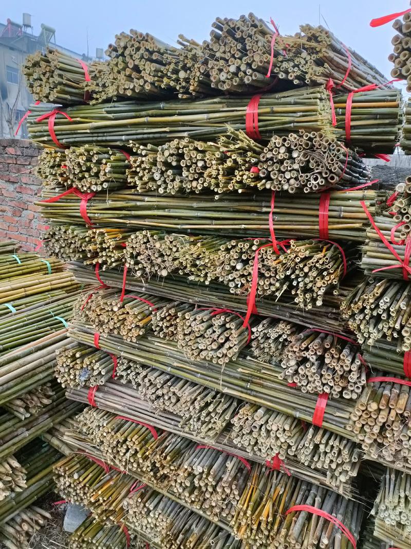 4—5米竹竿，原产地直销，质量保证，价格优惠。