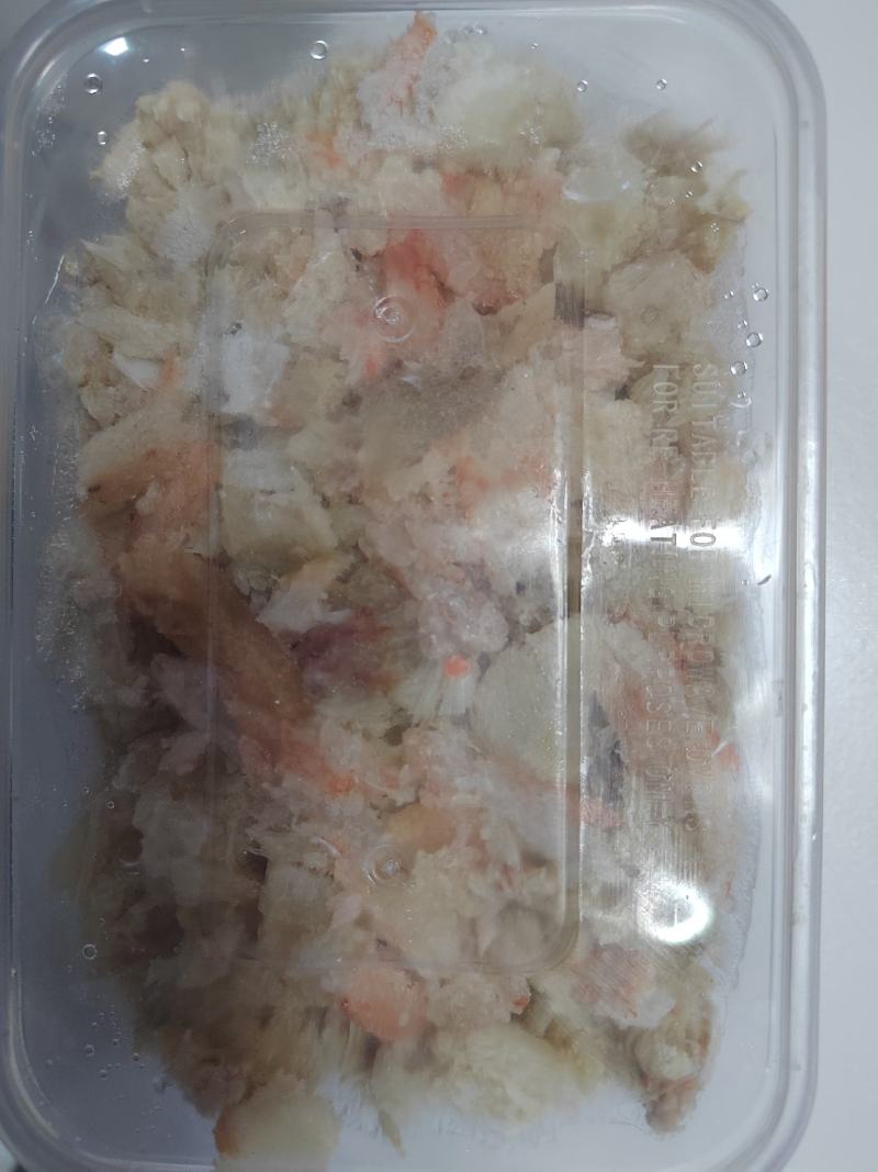 新鲜现剥蟹肉，质量上乘，价格美丽，酒店酒席均可用，味道鲜