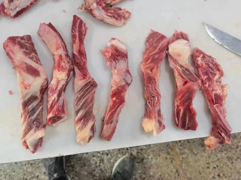 牛副产品腹肉条，纯干腹肉条。量大从优支持视频看货
