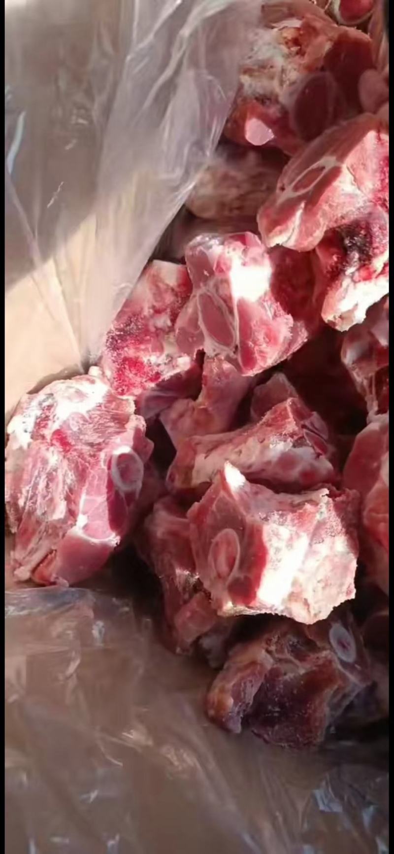 精品后腿骨切块，多肉带骨髓，带棒骨，色泽靓丽，精品切块