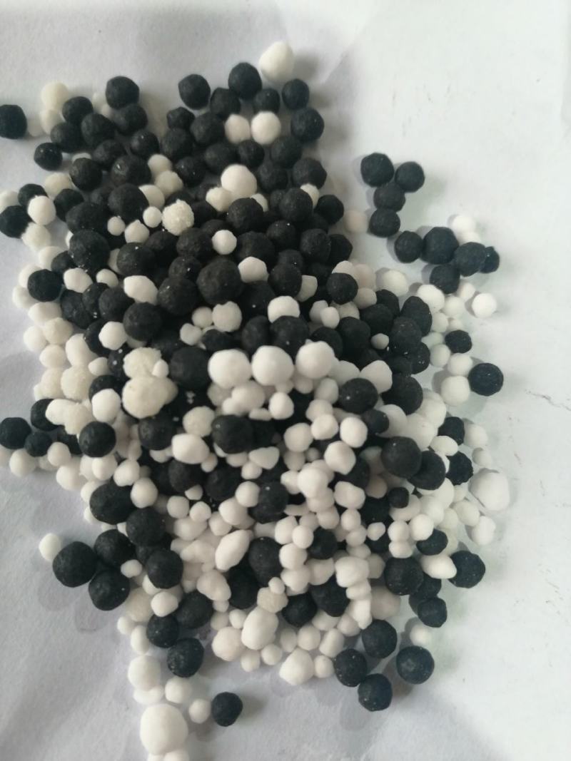 尿素，大颗粒尿素，利用率高，吸收快，全水溶。