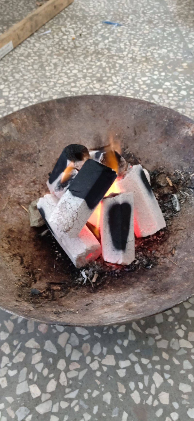竹机炭