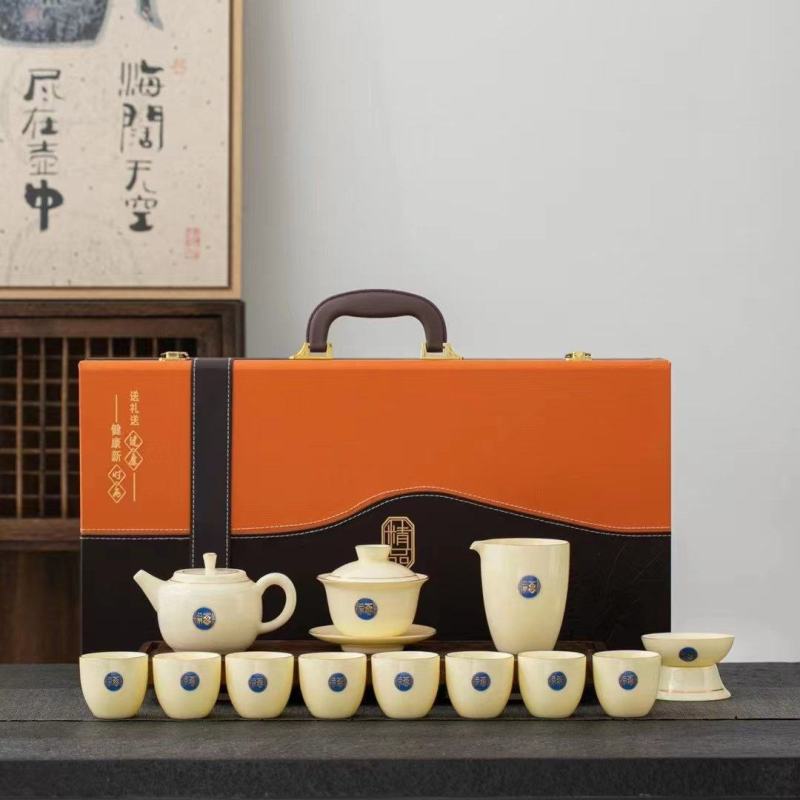 宝石黄《鸿福齐天》羊脂玉24ｋ金纯手工制作
