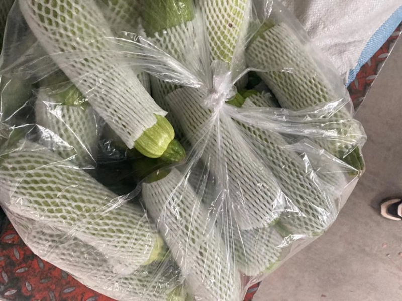 云南西葫芦，大量现货，有需要的联系我，