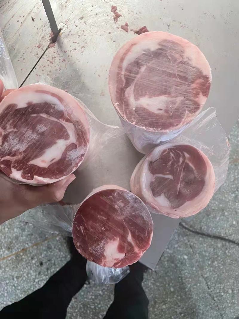 育肥羊肉卷，厂家一手货源也可定做加工。。。。