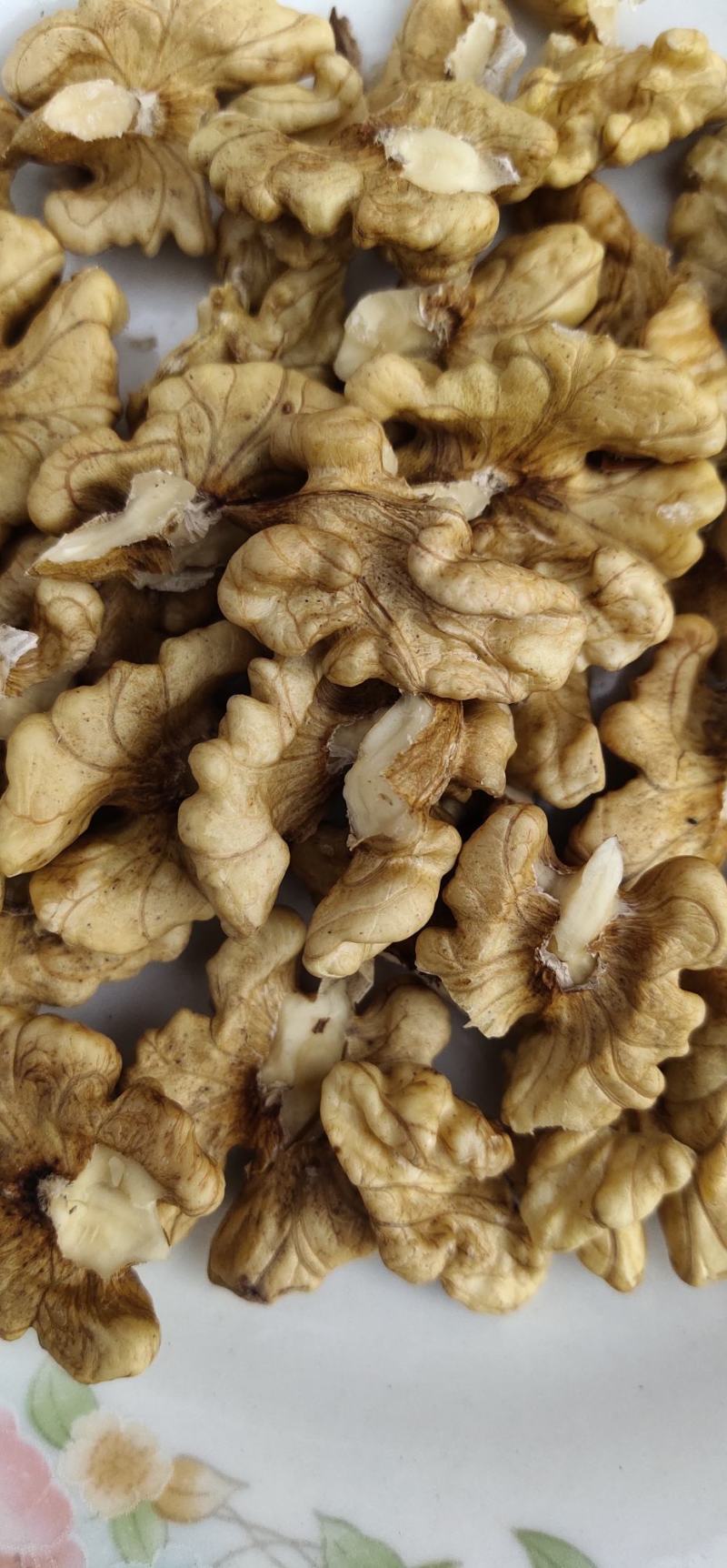 黄龙薄皮香玲核桃