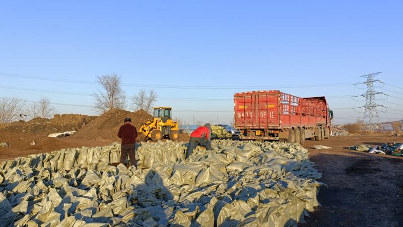 东北基质土，腐殖草炭土，营养土批发，育苗基地，工地使用