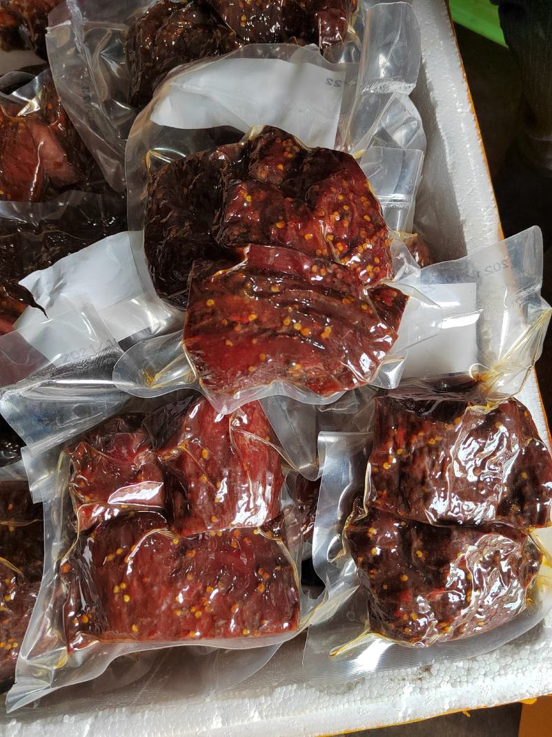 真空大块肉酱牛肉味牦牛肉味全熟酱香猪肉麻辣五香厂家
