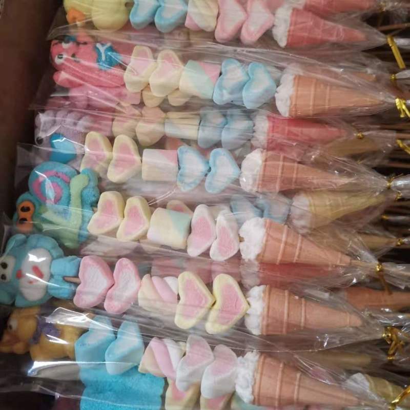 卡通网红棉花糖串串软糖棒棒糖超市夜市地摊整箱包邮