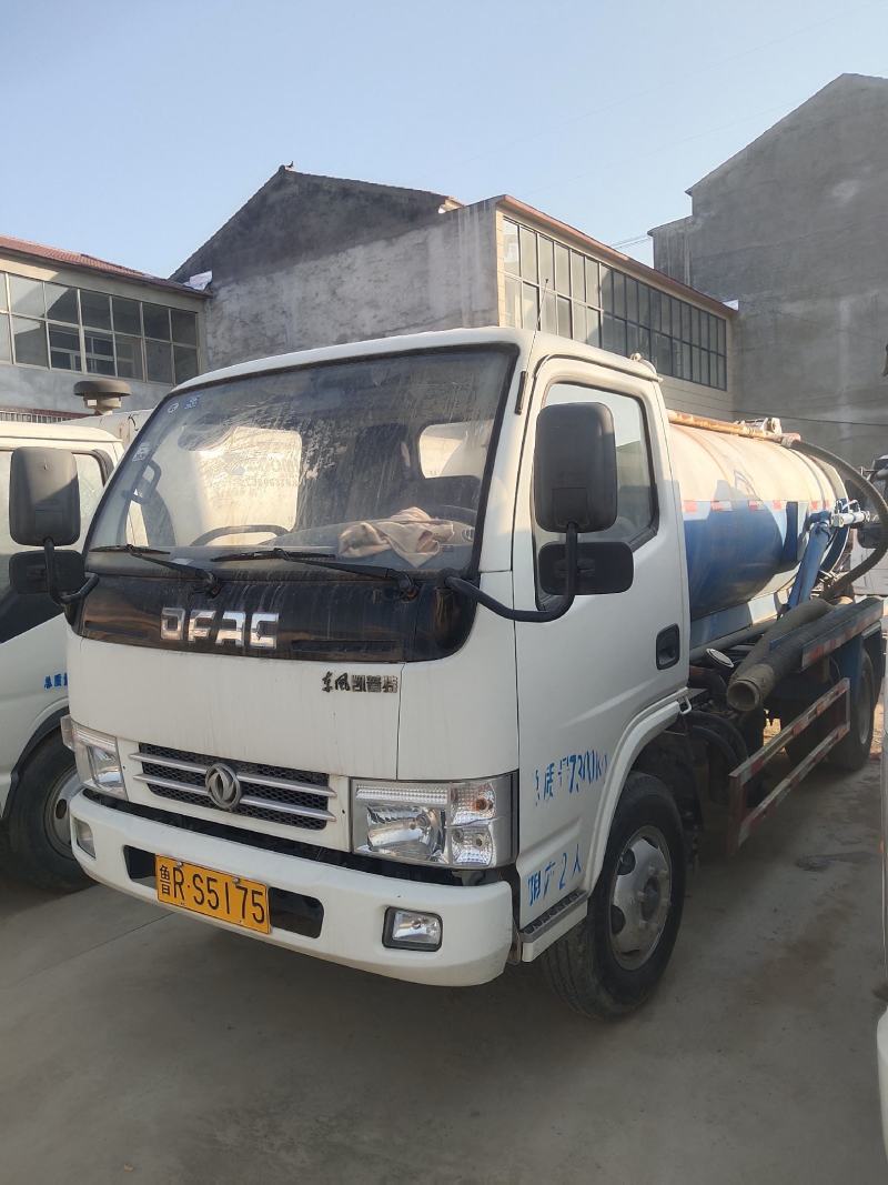 农用吸粪车，农用洒水车，农用三轮吸粪车质量保证欢迎采