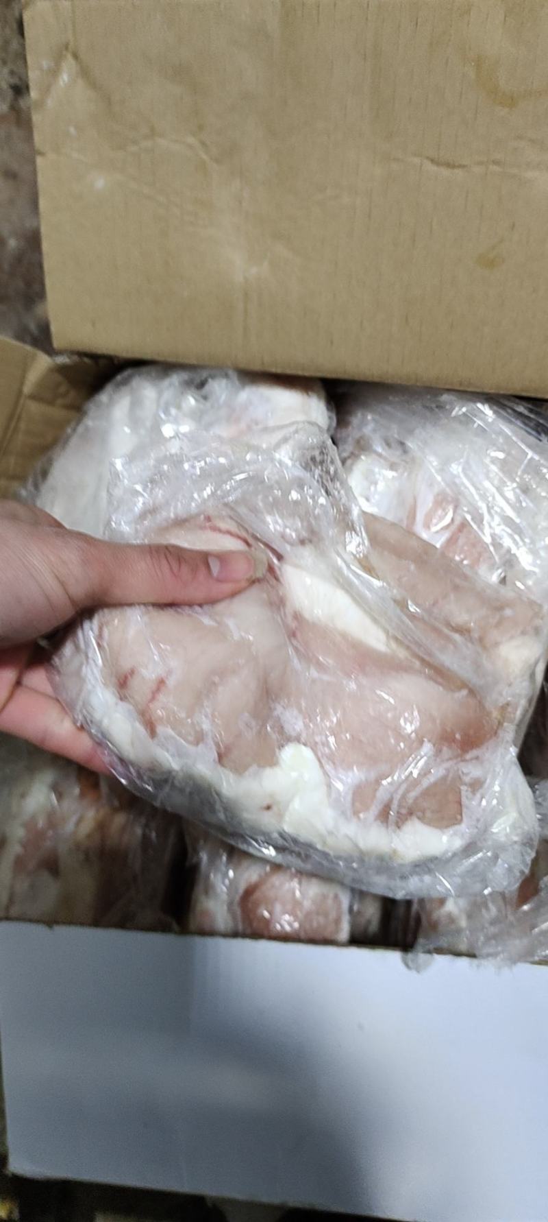 冻猪肚解出来跟新鲜的一样，交猪肉当铺也行