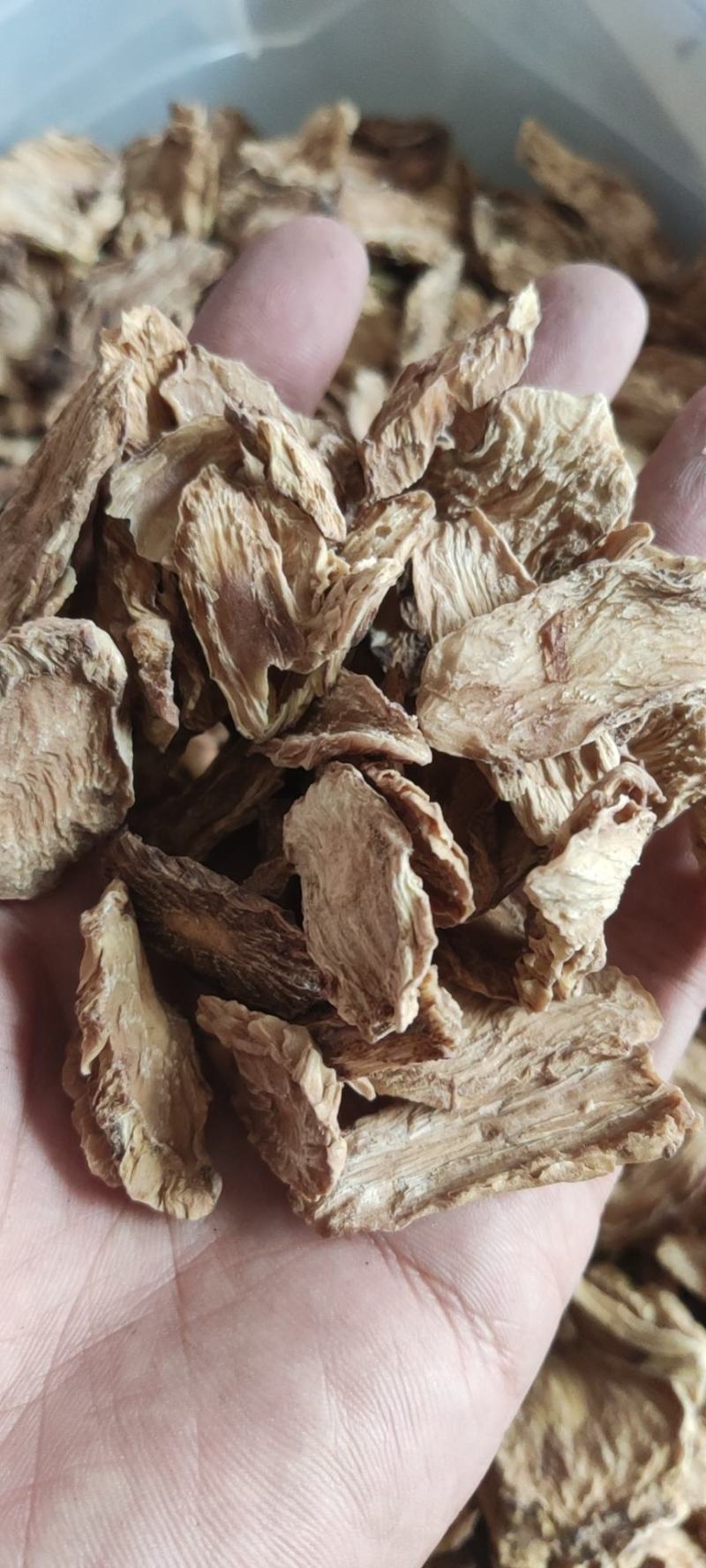 锁阳切片阿拉善沙漠锁阳苁蓉大量批发红枸杞黑枸杞