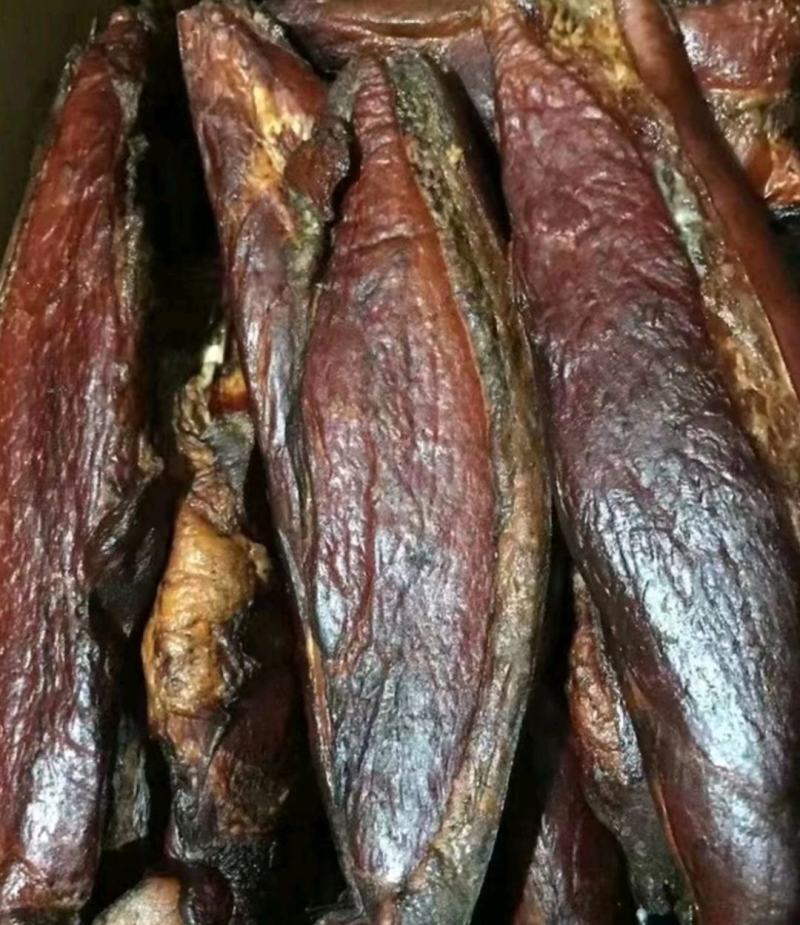 贵州布依腊肉，腊肠。