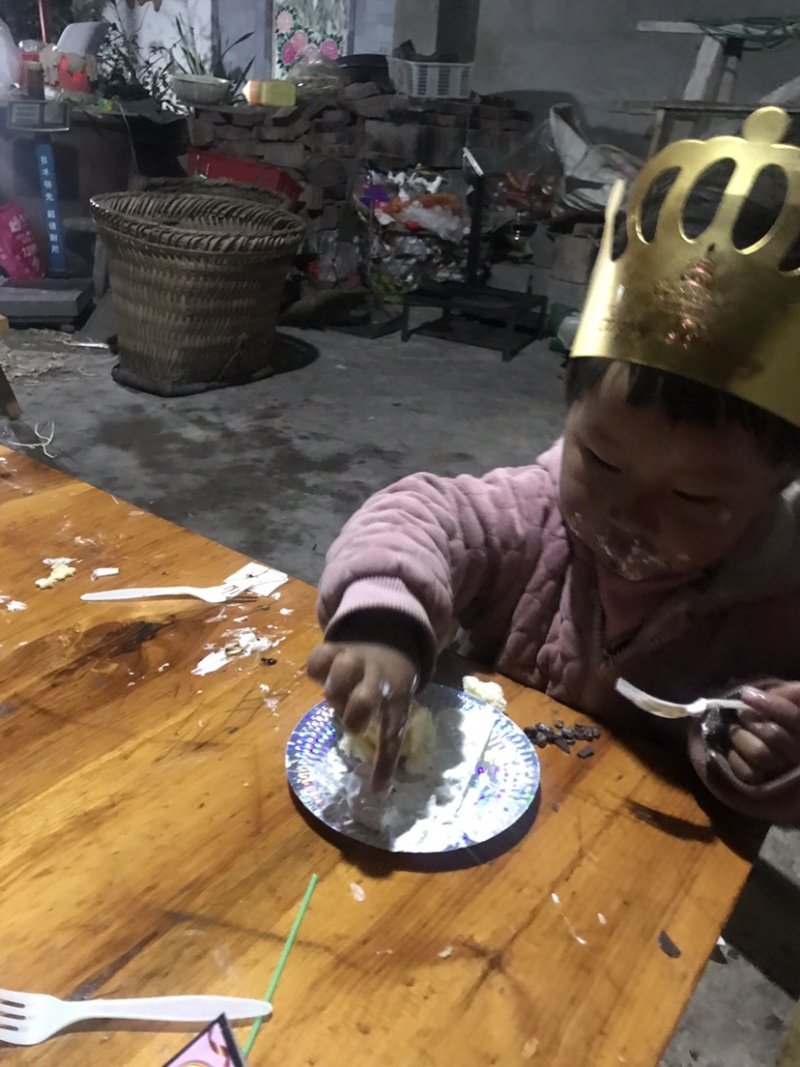 云南精品大颗粒手工落水松子，一首货源价格便宜