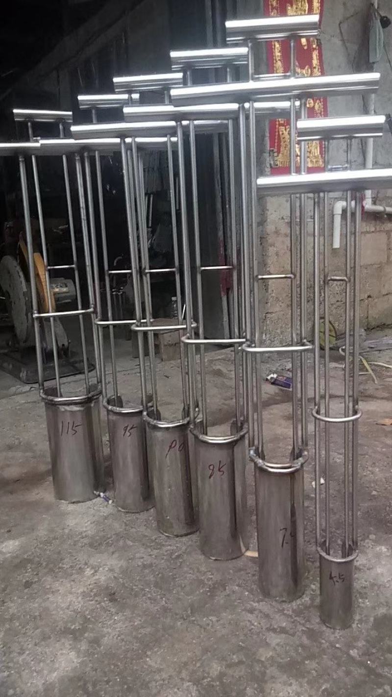 移栽机，树苗种植移栽机，不伤根系，使用轻巧方便。