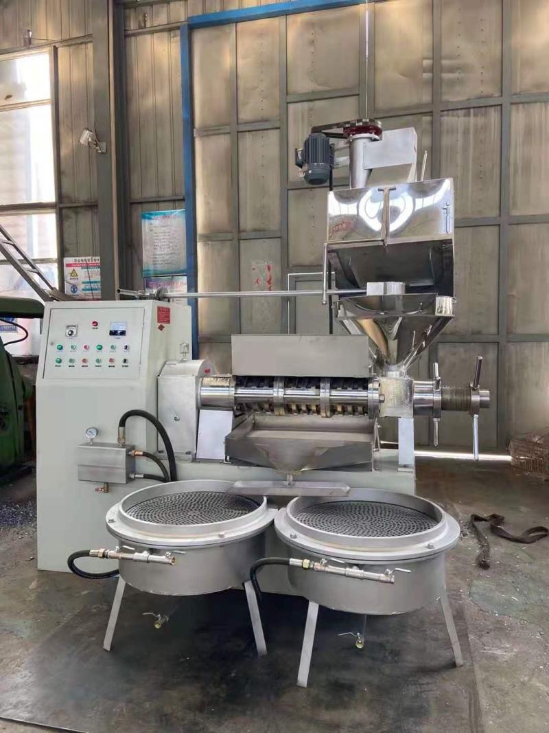 新型榨油机多功能榨油机冷热两用可压榨多种物料包教技术