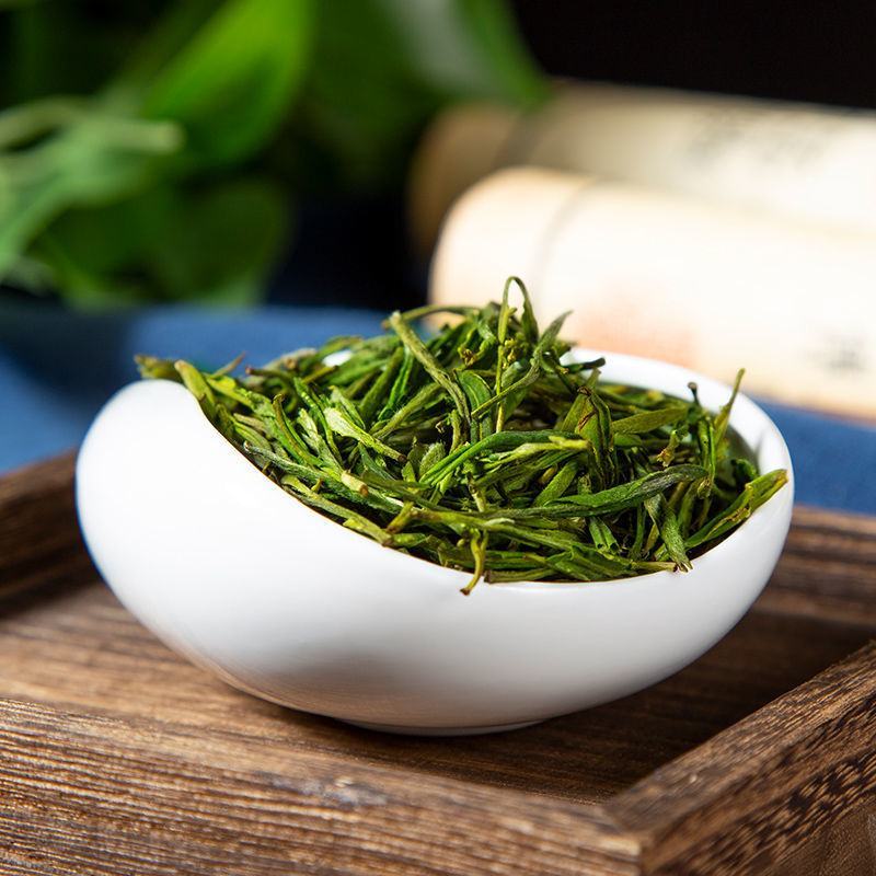 绿茶新茶叶春茶庐山云雾茶江西特产高山浓香罐装礼盒