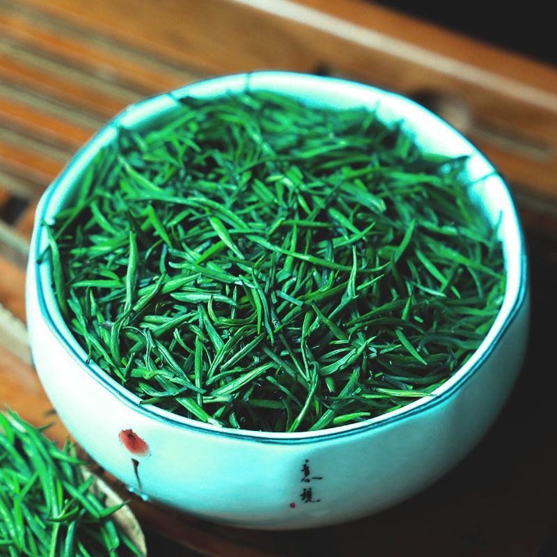 雀舌绿茶叶新茶毛尖春茶明前特级浓香型嫩芽礼盒散装