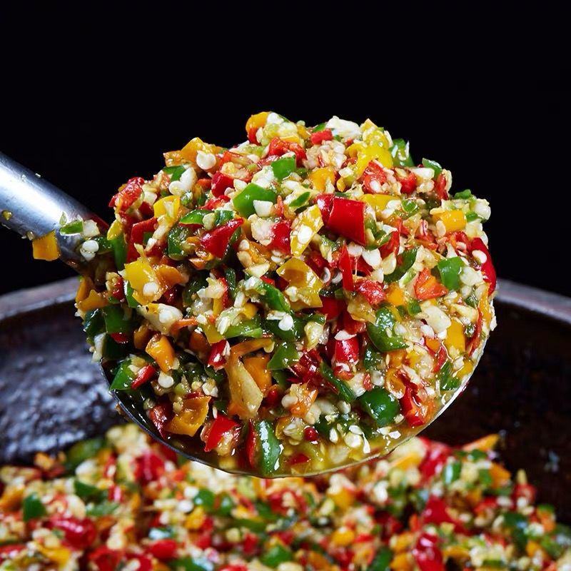 湖南农家自制辣椒酱下饭菜瓶装拌饭剁椒拌面酱料蒜蓉剁辣椒