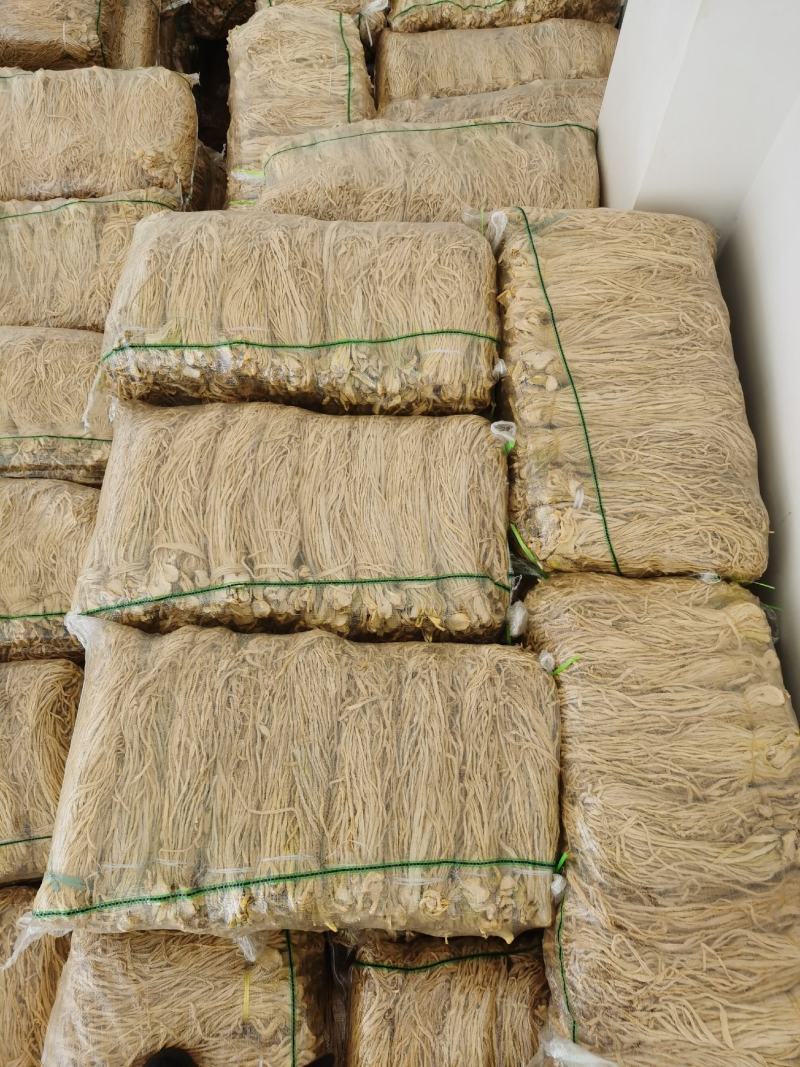 云南自然风干产地直发白萝卜干条大小包装可选！萝卜条