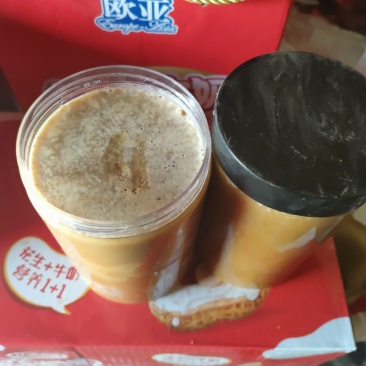 云南自养原生态土蜂蜜