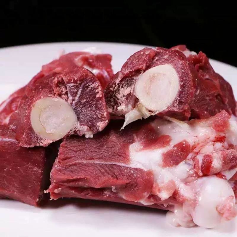 新鲜冷冻多肉猪后腿筒子骨多肉带骨髓大棒骨20斤包邮饭店