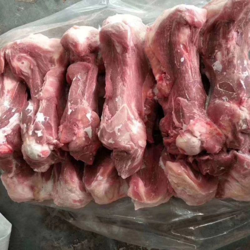 多肉筒子骨大骨头后腿骨肉棒骨18斤饭店自家吃熬汤骨髓速冻
