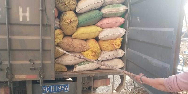 大量出售菜籽枯饼、有机菜枯，肥效高。