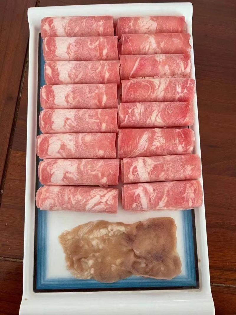 雪花肥牛现货，雪花肥牛砖，火锅店必备好肥牛。