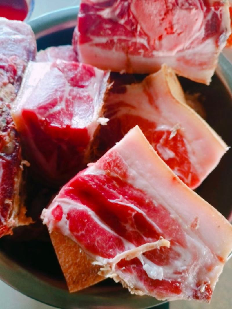 云南老品种放山无饲料猪火腿