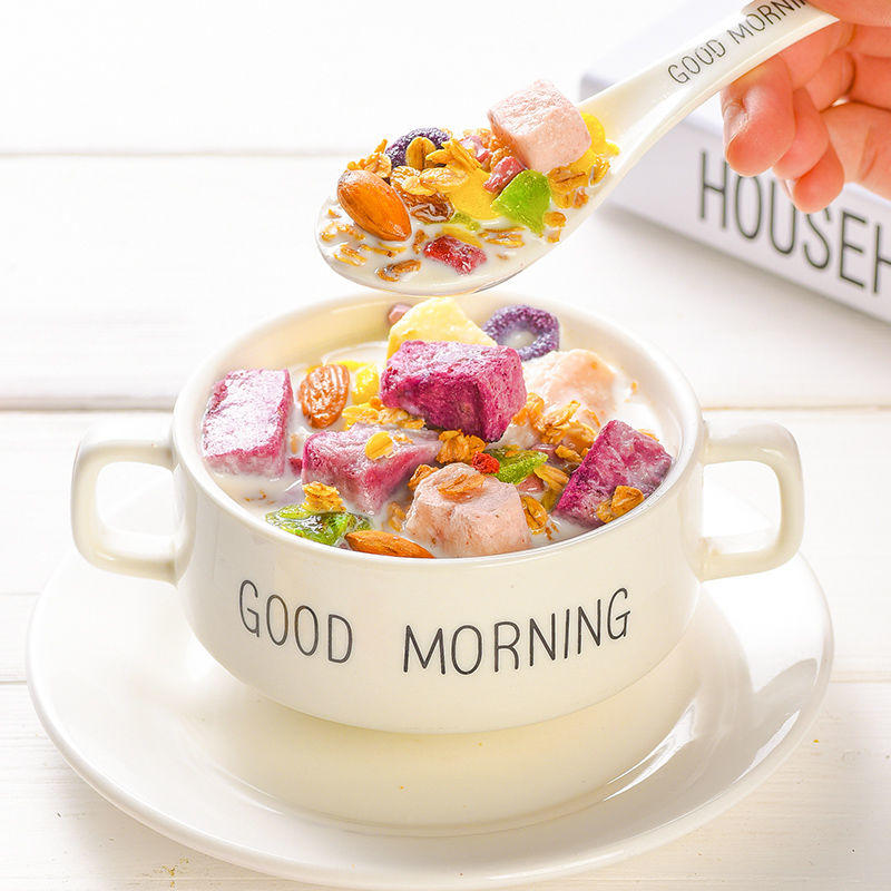 酸奶果粒麦片燕麦片免煮即食代餐早餐食品水果烘焙