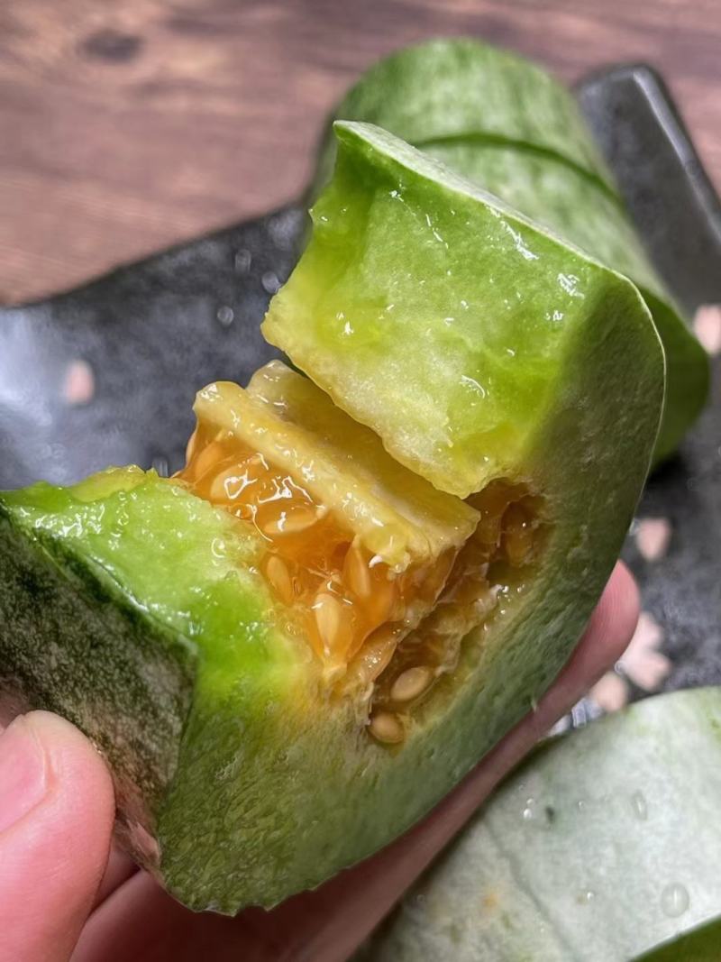 头茬羊角蜜甜瓜香甜爽口现摘现发支持一件代发