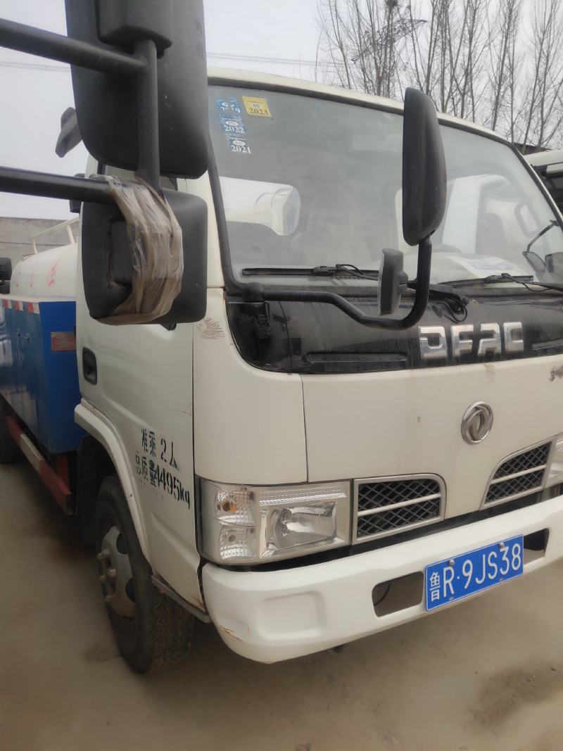 农用三轮车吸粪车，国五洒水车质量保证欢迎采购
